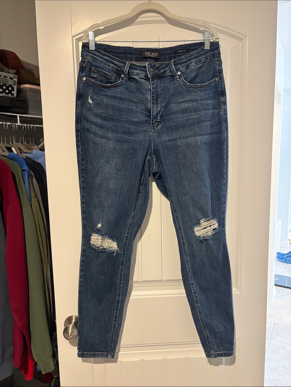 Judy Blue - Dark Blue Distressed Women’s Skinny Jeans